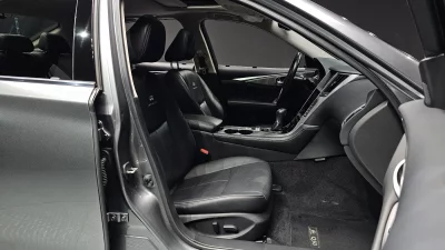 Infiniti Q50