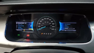 Ford TAURUS