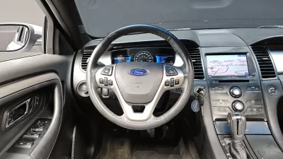 Ford TAURUS