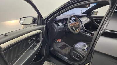 Ford TAURUS