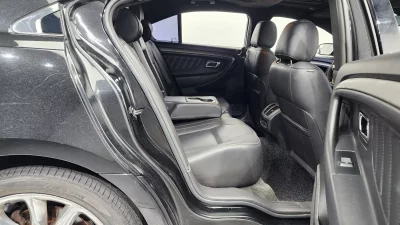 Ford TAURUS