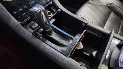 Ford TAURUS