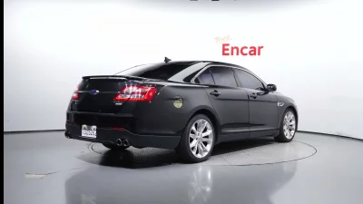 Ford TAURUS