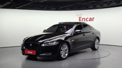 Jaguar XF