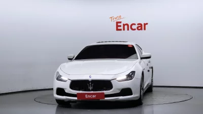 Maserati GHIBLI