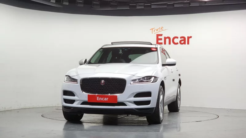 Jaguar F-PACE