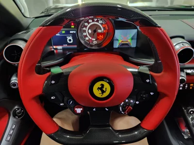 Ferrari 812
