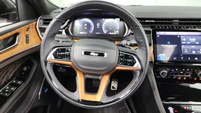 Jeep CHEROKEE