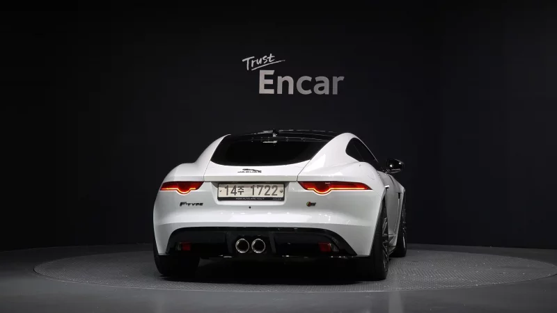 Jaguar F-TYPE