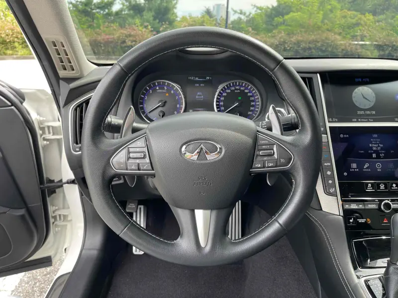 Infiniti Q50