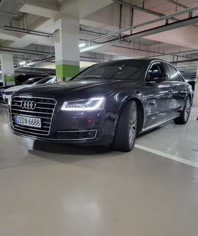Audi A8