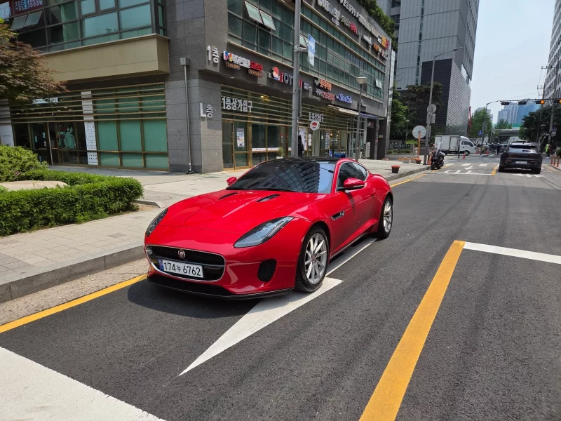 Jaguar F-TYPE