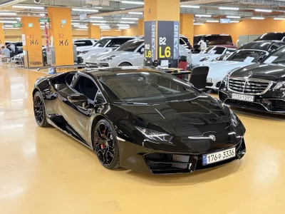 Lamborghini HURACAN
