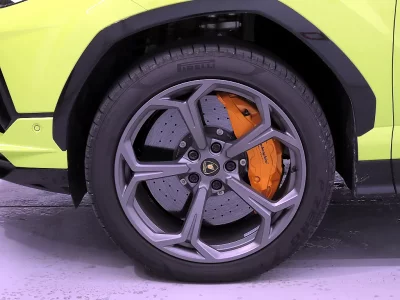 Lamborghini URUS