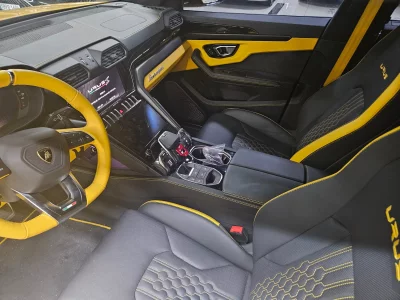 Lamborghini URUS