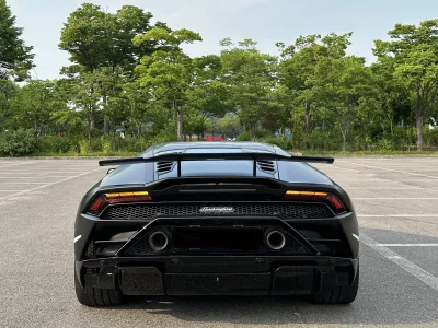 Lamborghini HURACAN