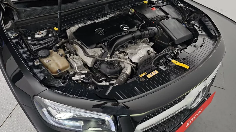 Mercedes-Benz GLB-Class