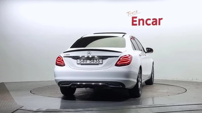 Mercedes-Benz C-Class