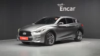 Infiniti Q30