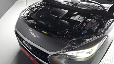 Infiniti Q30