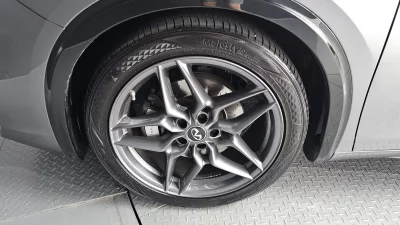 Infiniti Q30