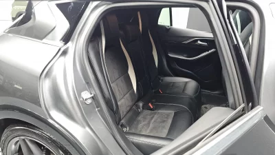 Infiniti Q30