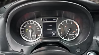 Infiniti Q30
