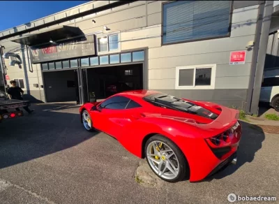 Ferrari F8
