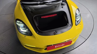 Porsche 718