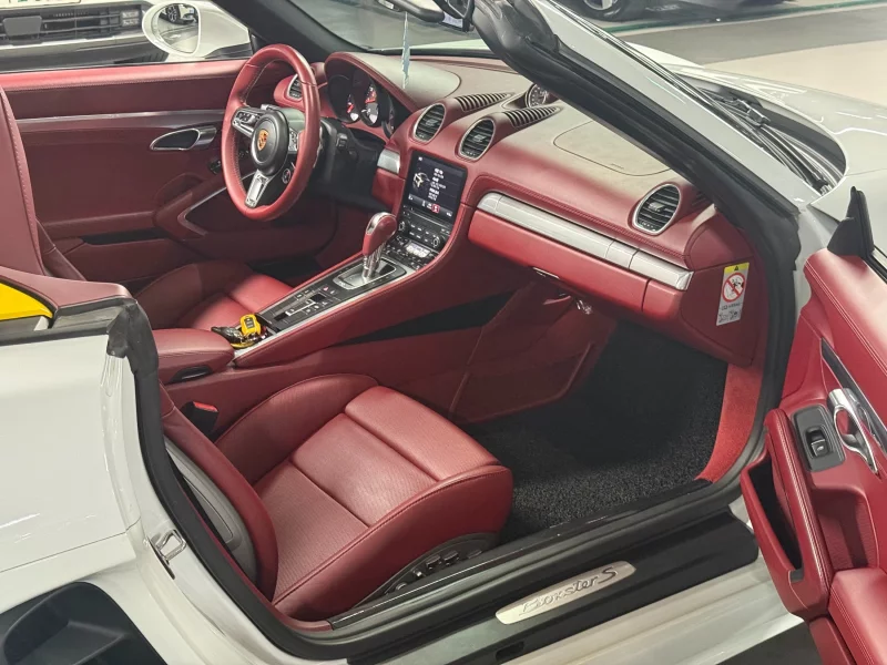 Porsche Boxster