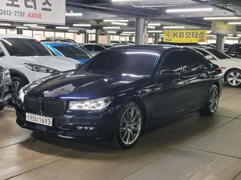 BMW 7-Series