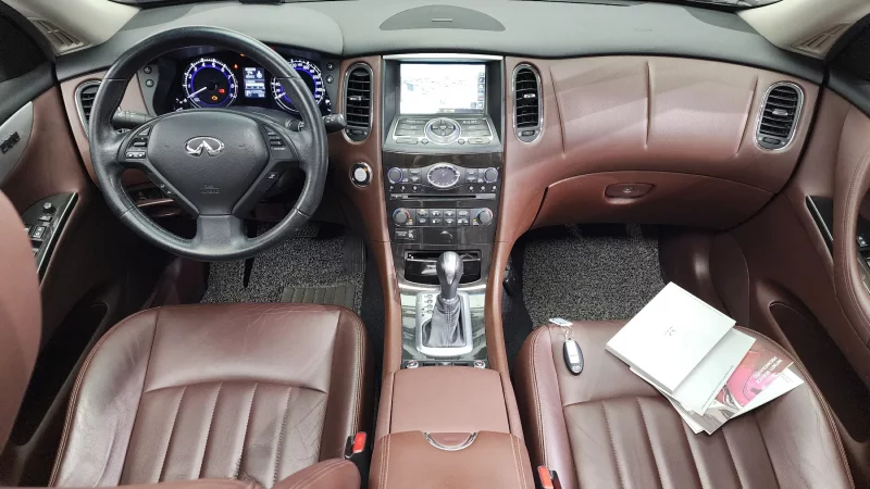 Infiniti QX50