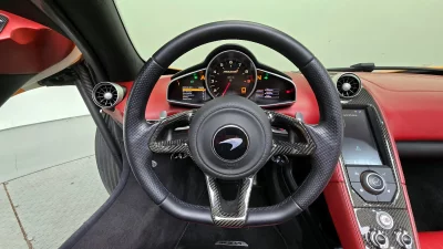 Mclaren MP4-12C