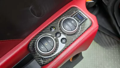 Mclaren MP4-12C