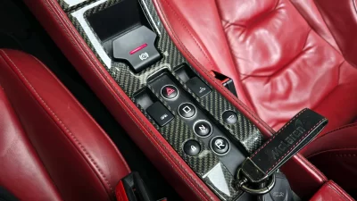 Mclaren MP4-12C