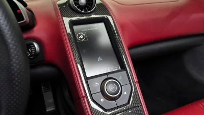 Mclaren MP4-12C