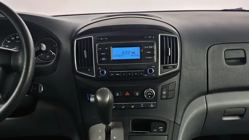 Hyundai Grand Starex