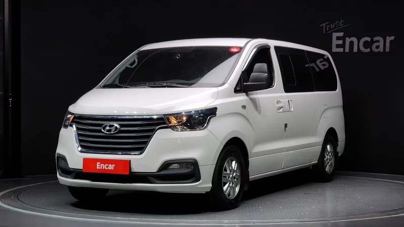Hyundai Starex