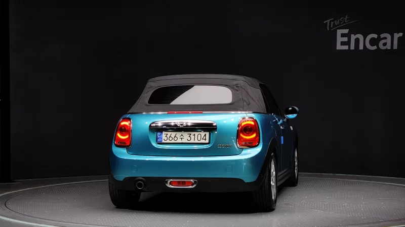 MINI Cooper Convertible