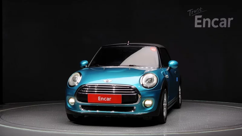 MINI Cooper Convertible