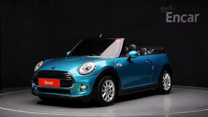 MINI Cooper Convertible