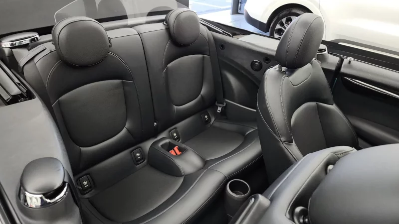 MINI Cooper Convertible