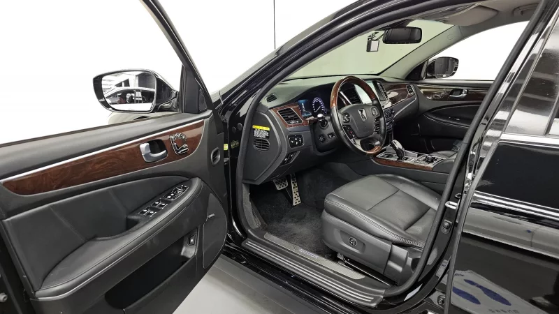 Hyundai Equus