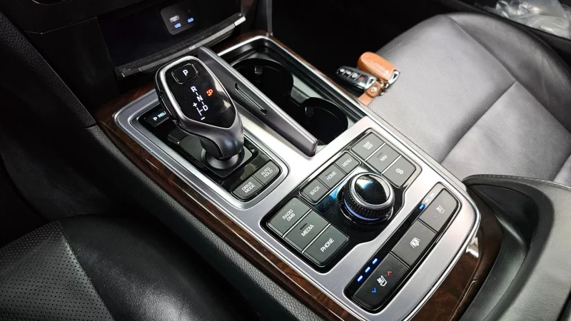 Hyundai Equus
