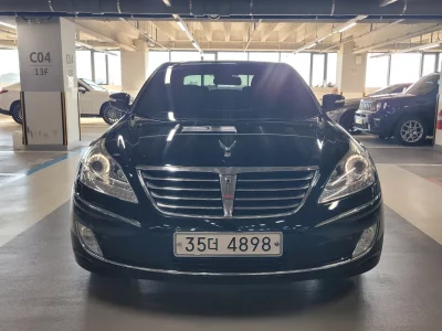 Hyundai Equus