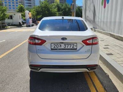 Ford FUSION