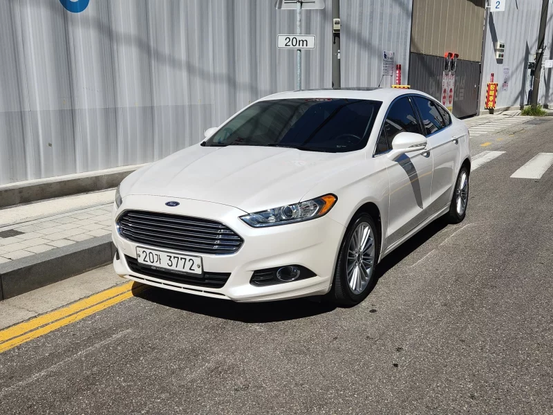 Ford FUSION
