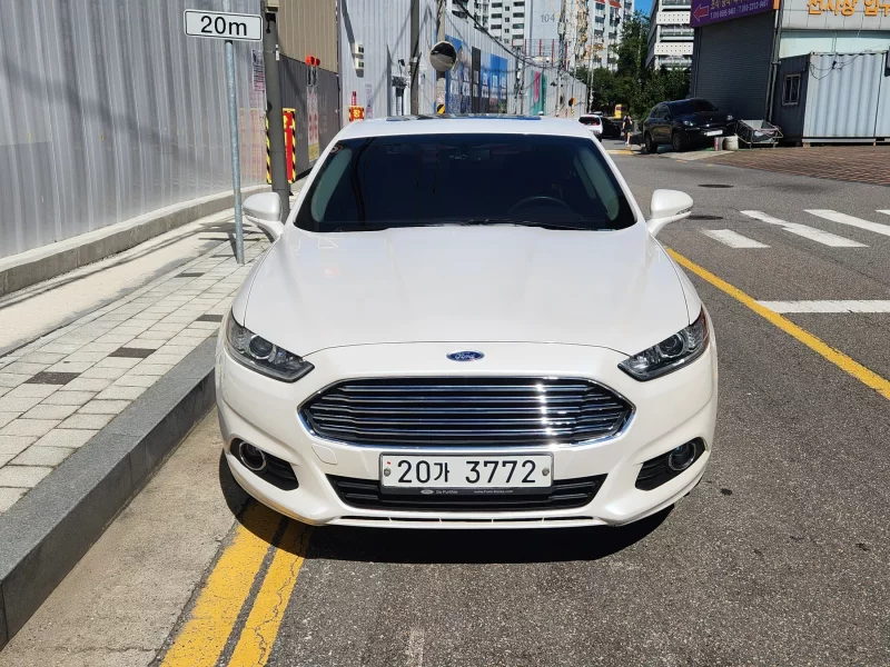 Ford FUSION