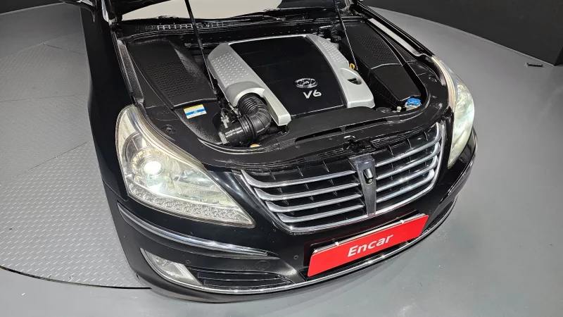 Hyundai Equus