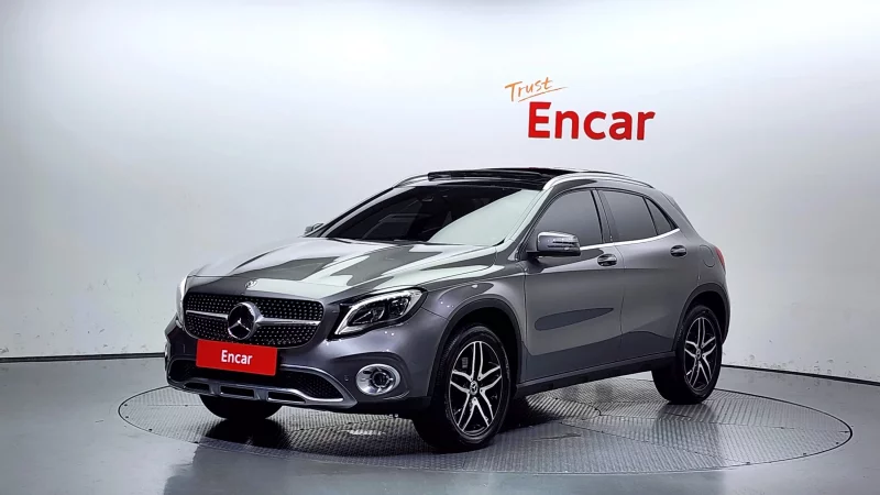 Mercedes-Benz GLA-Class